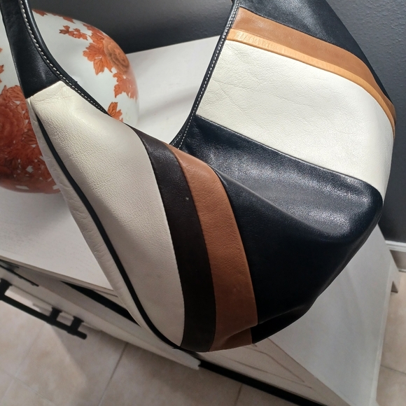 VINTAGE COACH WRISTLET & 15in MATCHED COACH STRIPED HOBO ERGO - Picture 11 of 16